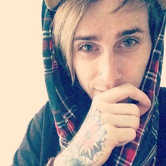 Meet your Posher, Scotty - Picture 1 of 1